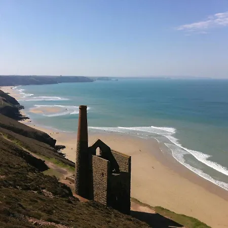 Idlewild, 2 Wheal Turnavore *